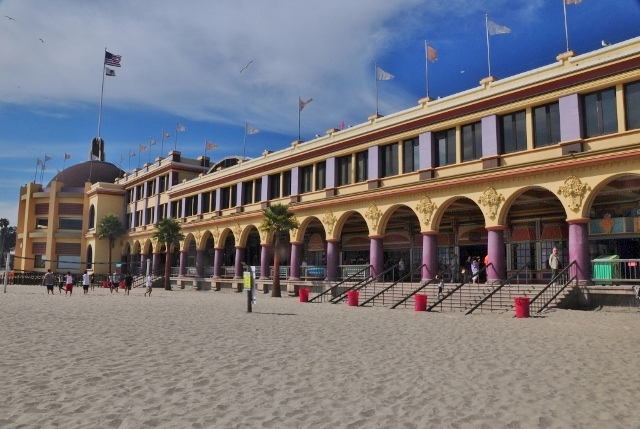 the Santa Cruz beach boardwalk